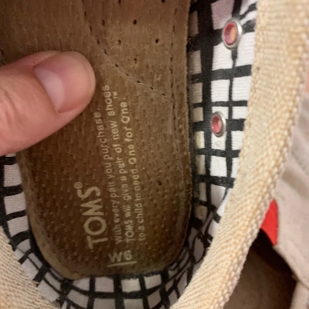 Toms burlap stitch